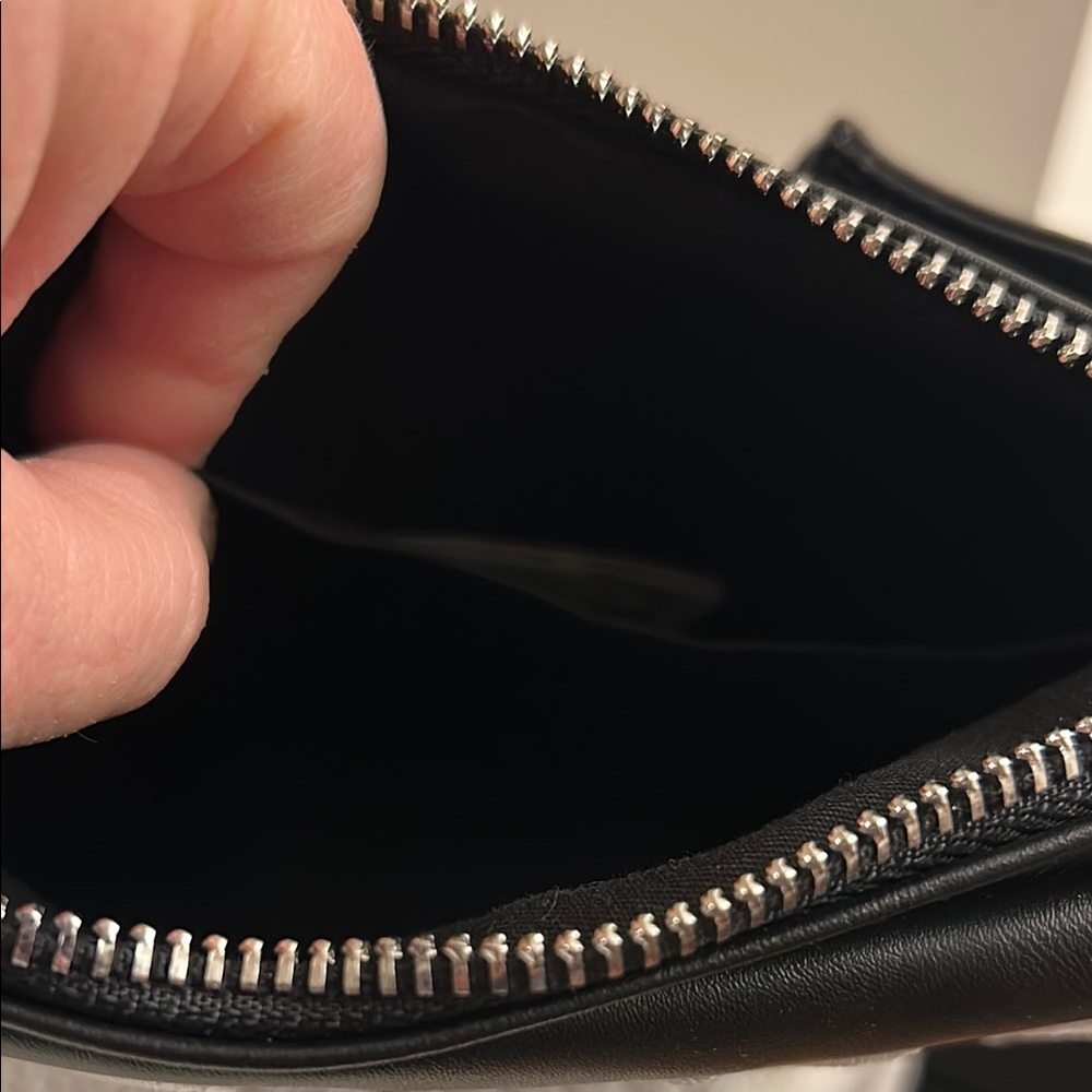 Disney Star Wars Black Belt Bag Iconic Patches Front Pocket Large Interior - Picture 10 of 13